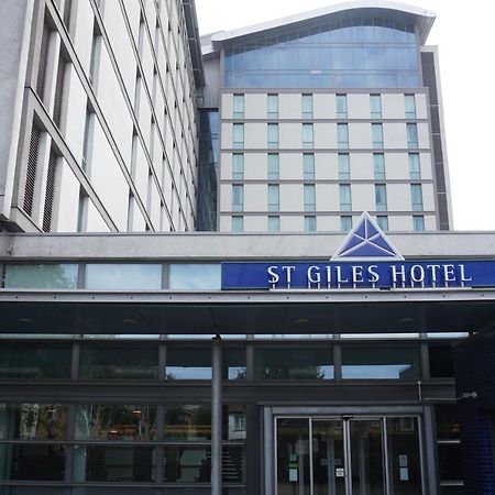 St Giles Heathrow - A St Giles Hotel Feltham Экстерьер фото